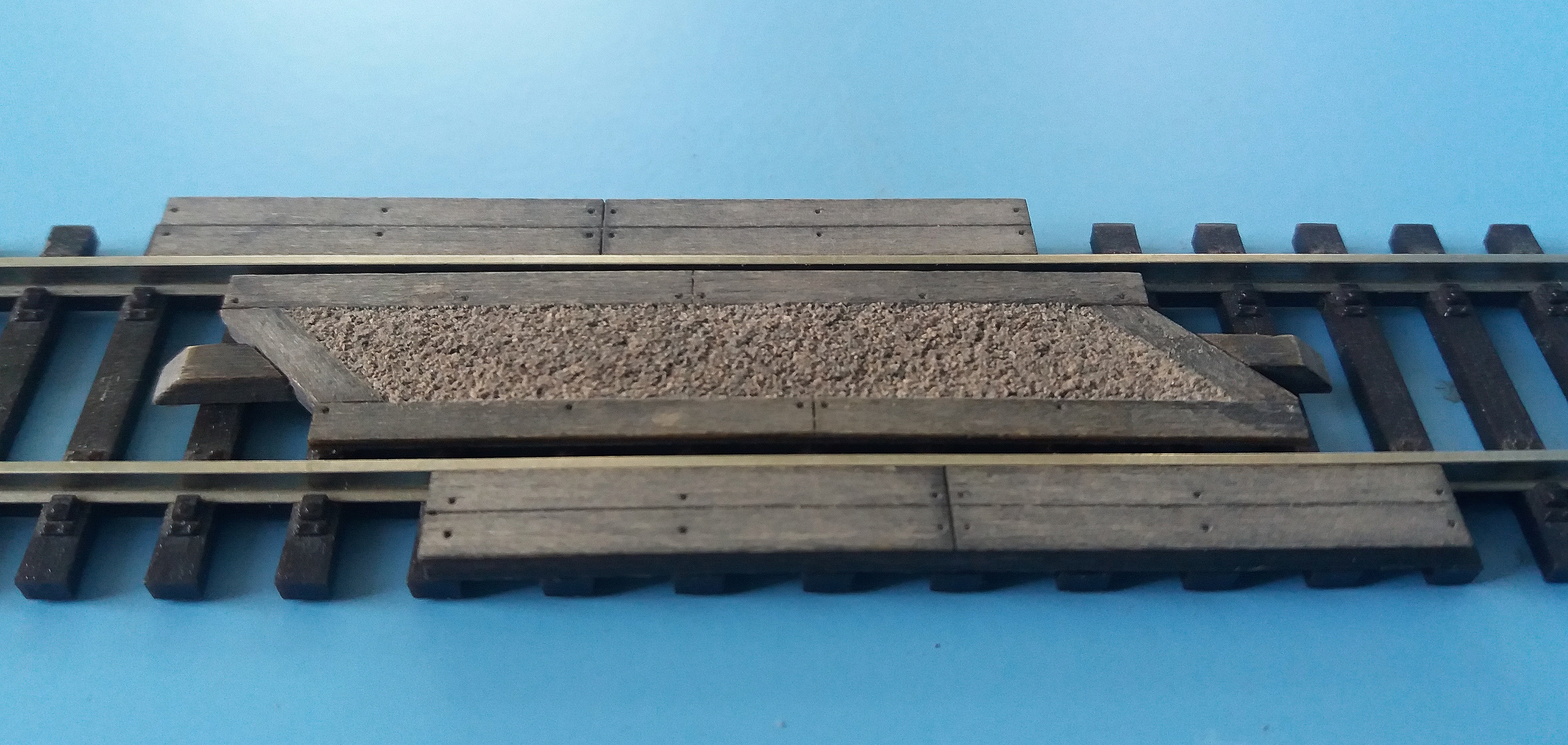 H0 050222 Přejezd šikmý omšelý P/L pro kolej v - 2,1 mm PATINA